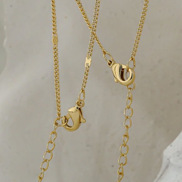 Exquisite gold Necklace & Body Chain - Picture 5 of 7